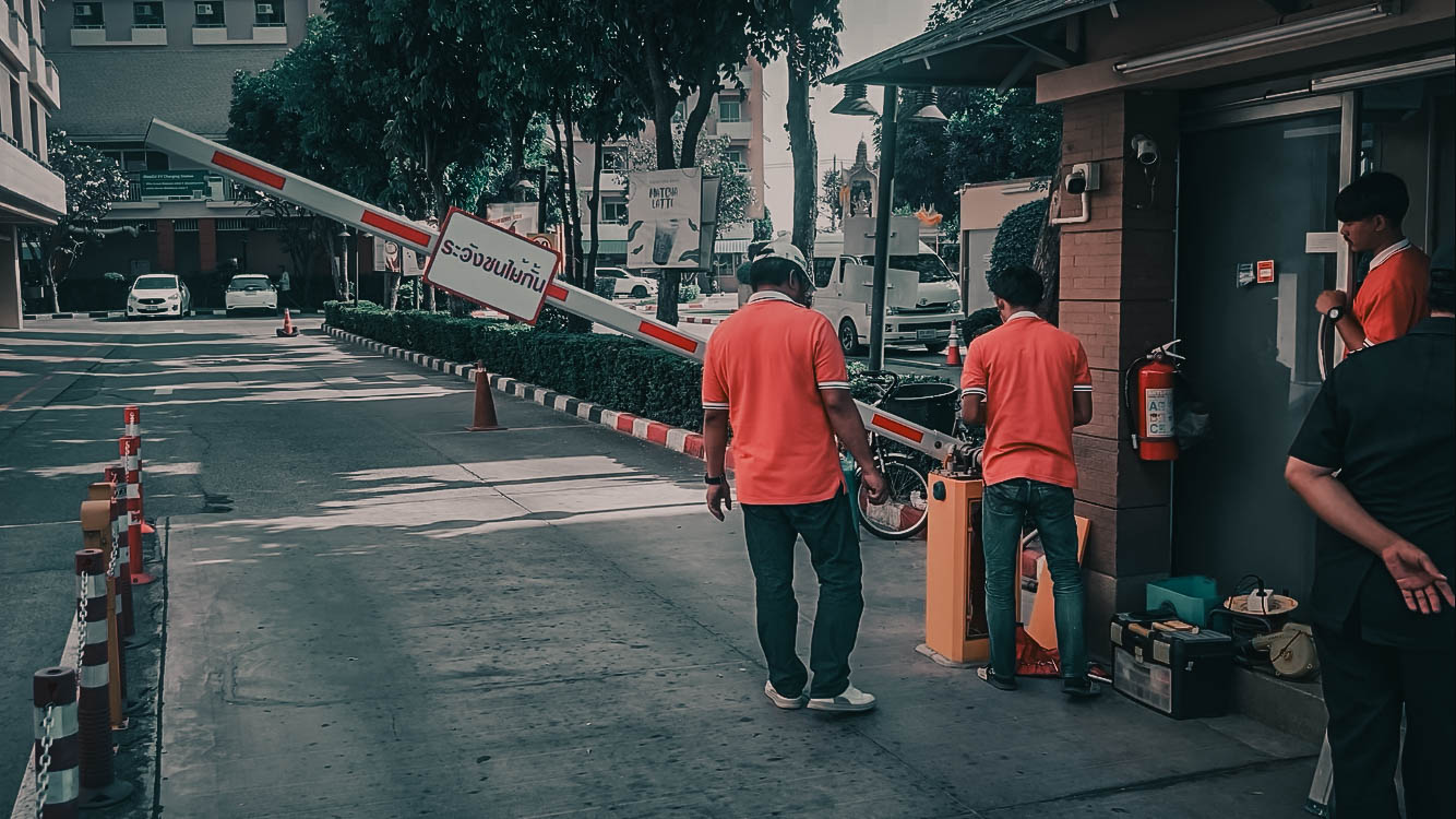 ระบบ Access Control ไม้กั้นรถ คีย์การ์ด โดยเมก้าริช เน็ตเวิร์ค